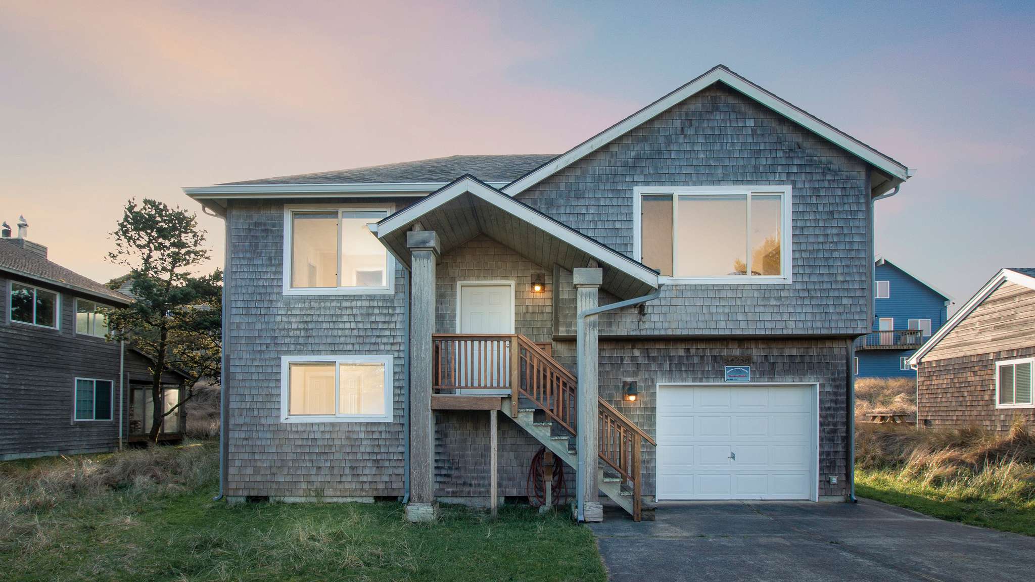 Beach Bungalow – The Perfect Beach House to Enjoy New Years Celebration!
